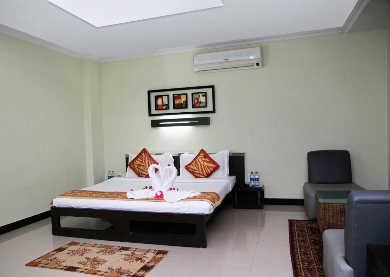Hotel Hampi International Hospet Exterior foto